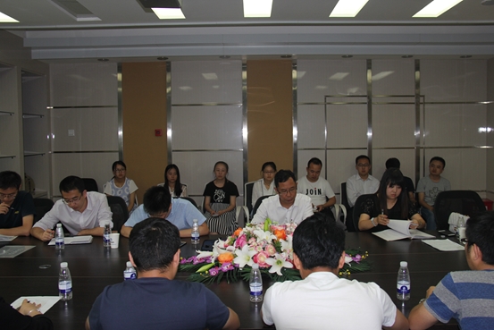 公司就青年人才培養(yǎng)工作進行座談