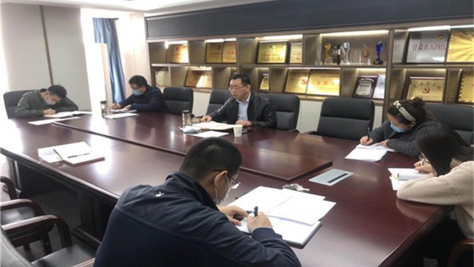 黨群工作部傳達(dá)學(xué)習(xí)公司一屆二次職代會、 經(jīng)營工作會會議精神