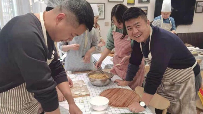 “溫情迎冬至、熱鬧餃子宴” ——公司工會(huì)開(kāi)展迎冬至包餃子活動(dòng)