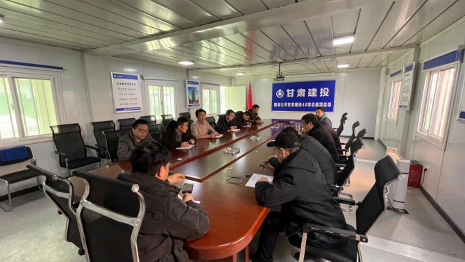 人勤春早復(fù)工忙，奮力沖刺開門紅