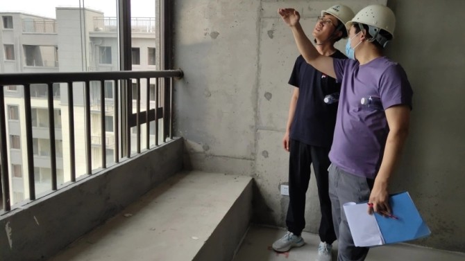 【“三抓三促”在行動】炎夏擔使命，齊心保交樓